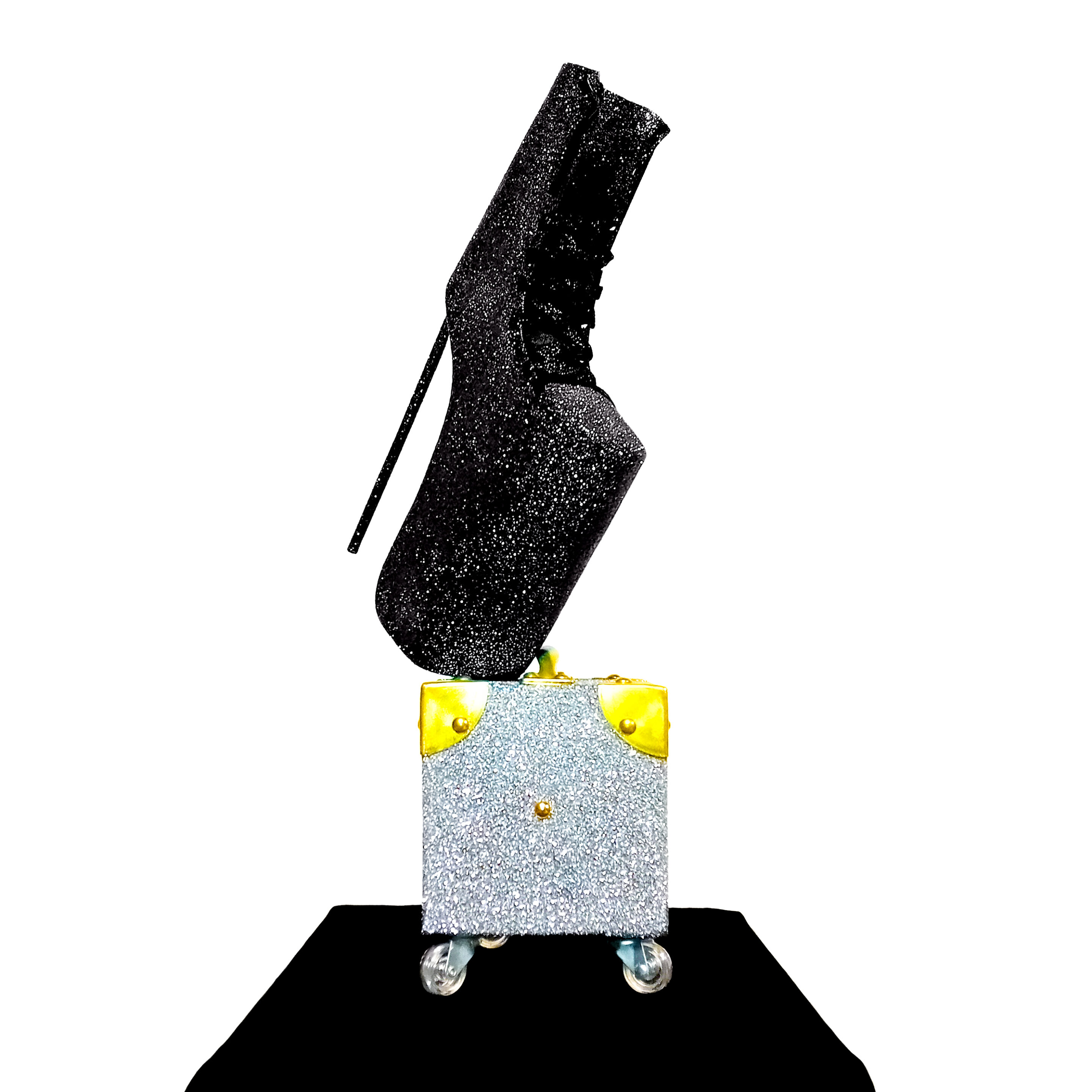 Roderick Owen / Artiste / Escarpin - Couturier sur métal