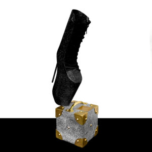 Roderick Owen / Artiste / Escarpin - Couturier sur métal