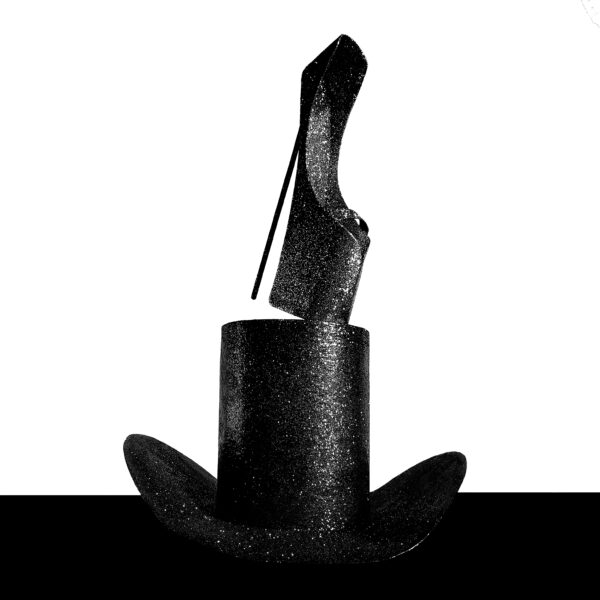Roderick Owen / Artiste / Escarpin - Couturier sur métal