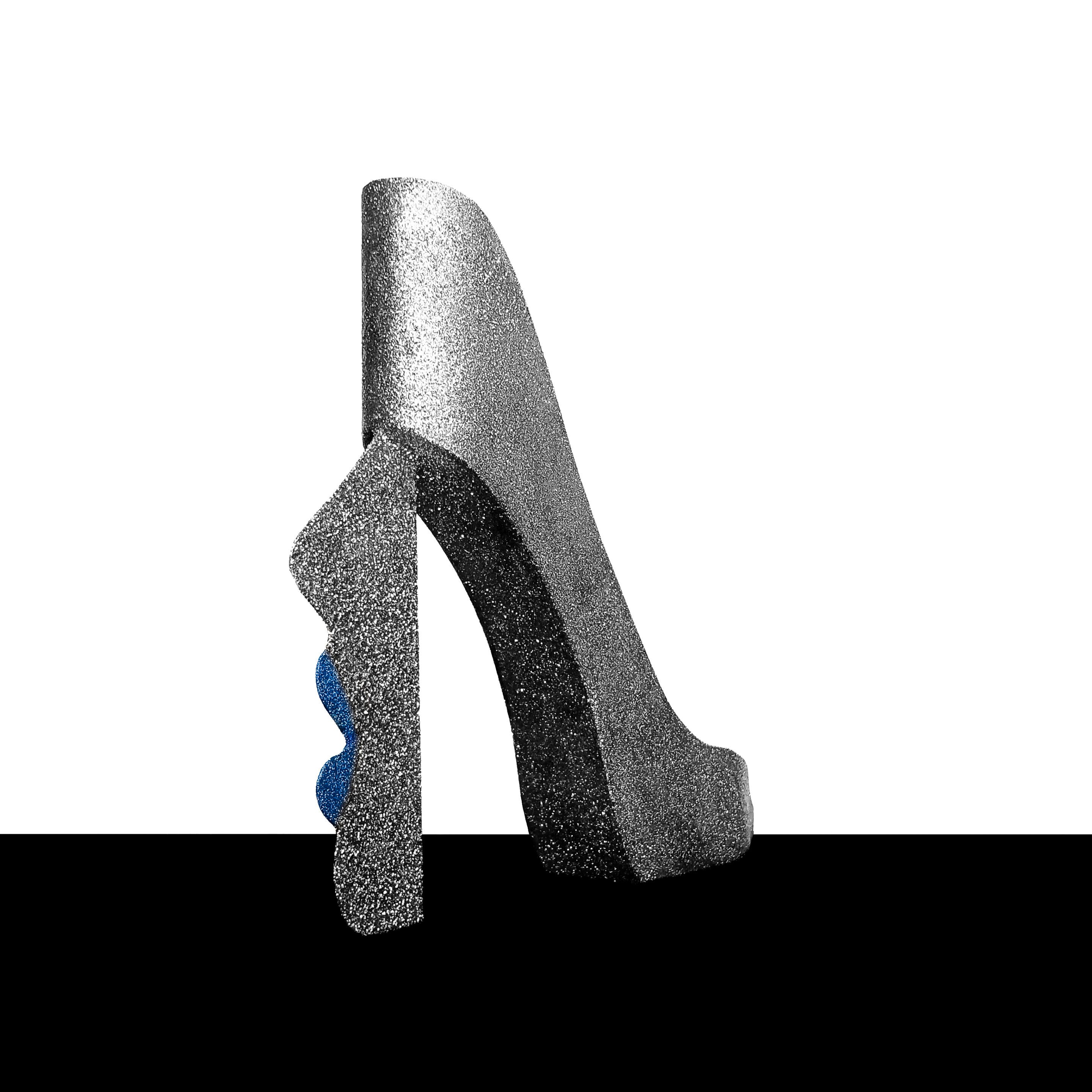 Roderick Owen / Artiste / Escarpin - Couturier sur métal